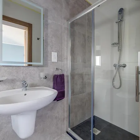 Daire And Modern Apartment, Valley Views Karp1-6 San Ġwann