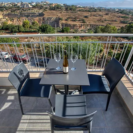 And Modern Apartment, Valley Views Karp1-6 شقة