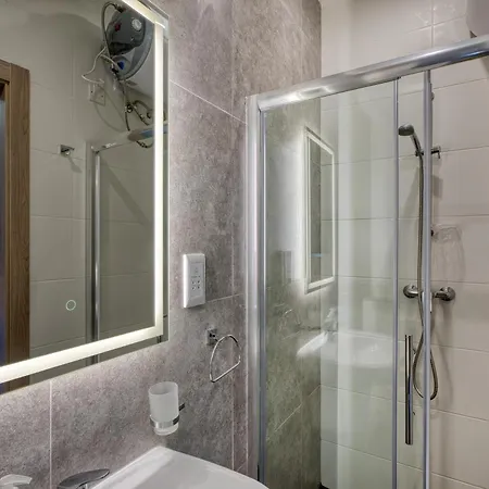 And Modern Apartment, Valley Views Karp1-6 *